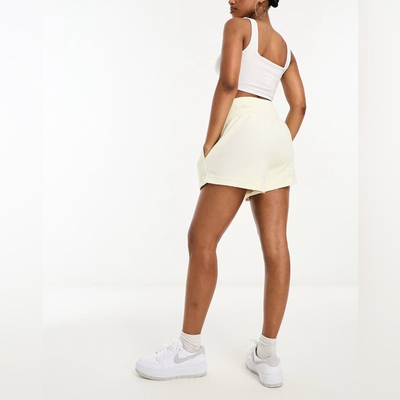 SOLD - Picture 2 of 8